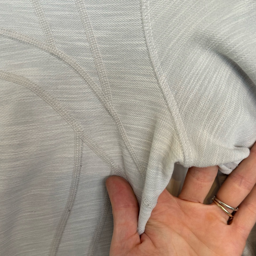 Lululemon Define Light Gray Jacket Size 6 - image 5